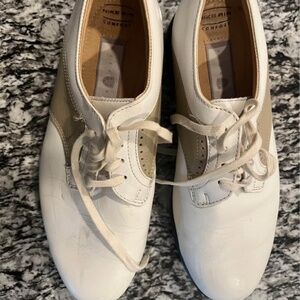 Nike Air comfort- women’s golf shoe